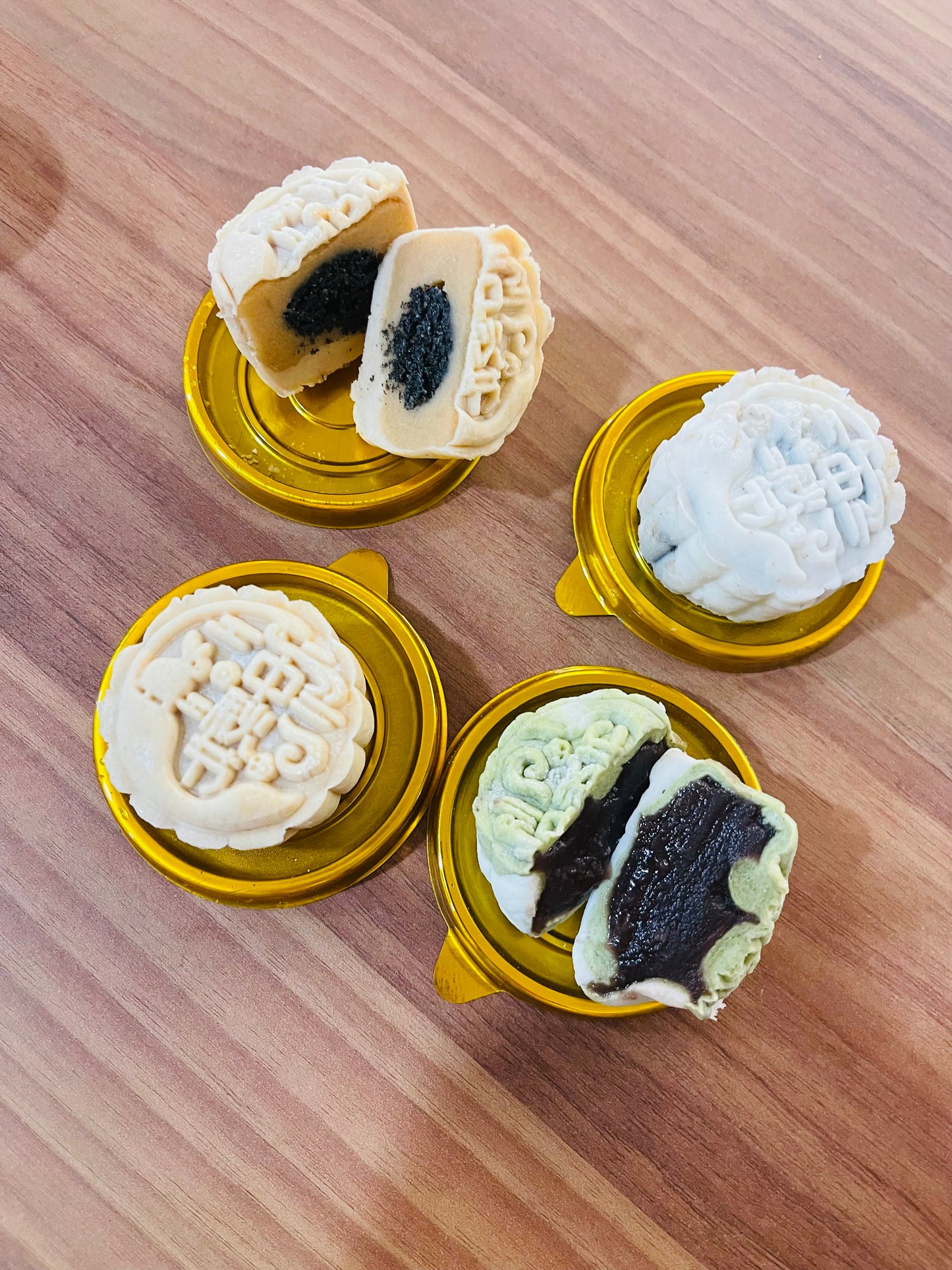 QQ Snowskin Mooncake Box of 6 (japan influence flavors)
