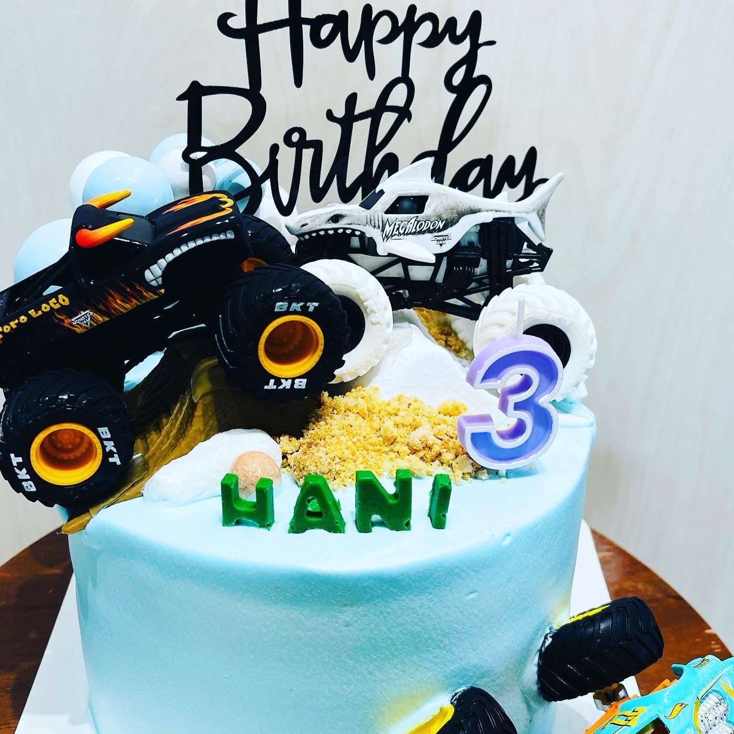 Longevity peach mousse cake Customized cakes for all occasions