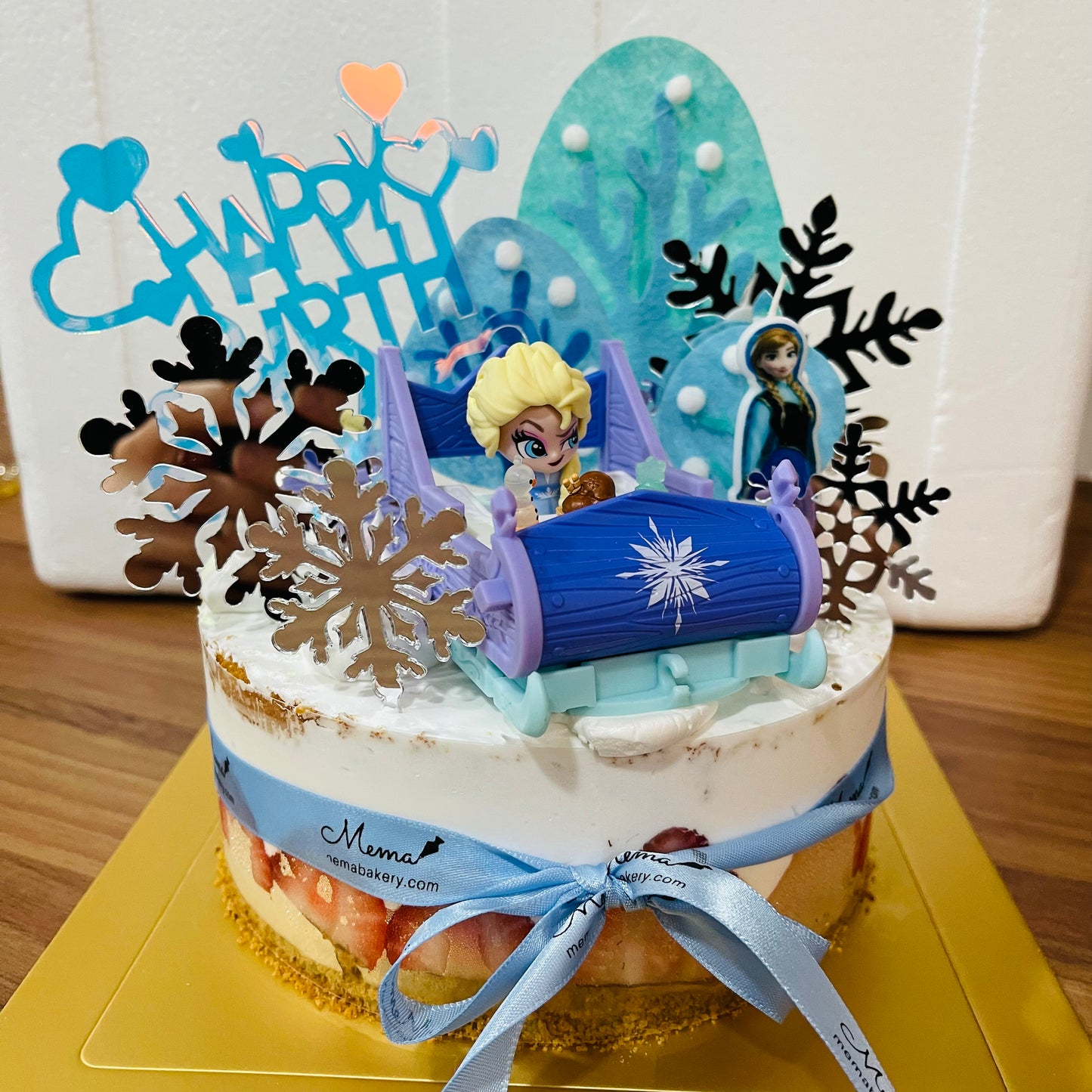 Longevity peach mousse cake Customized cakes for all occasions