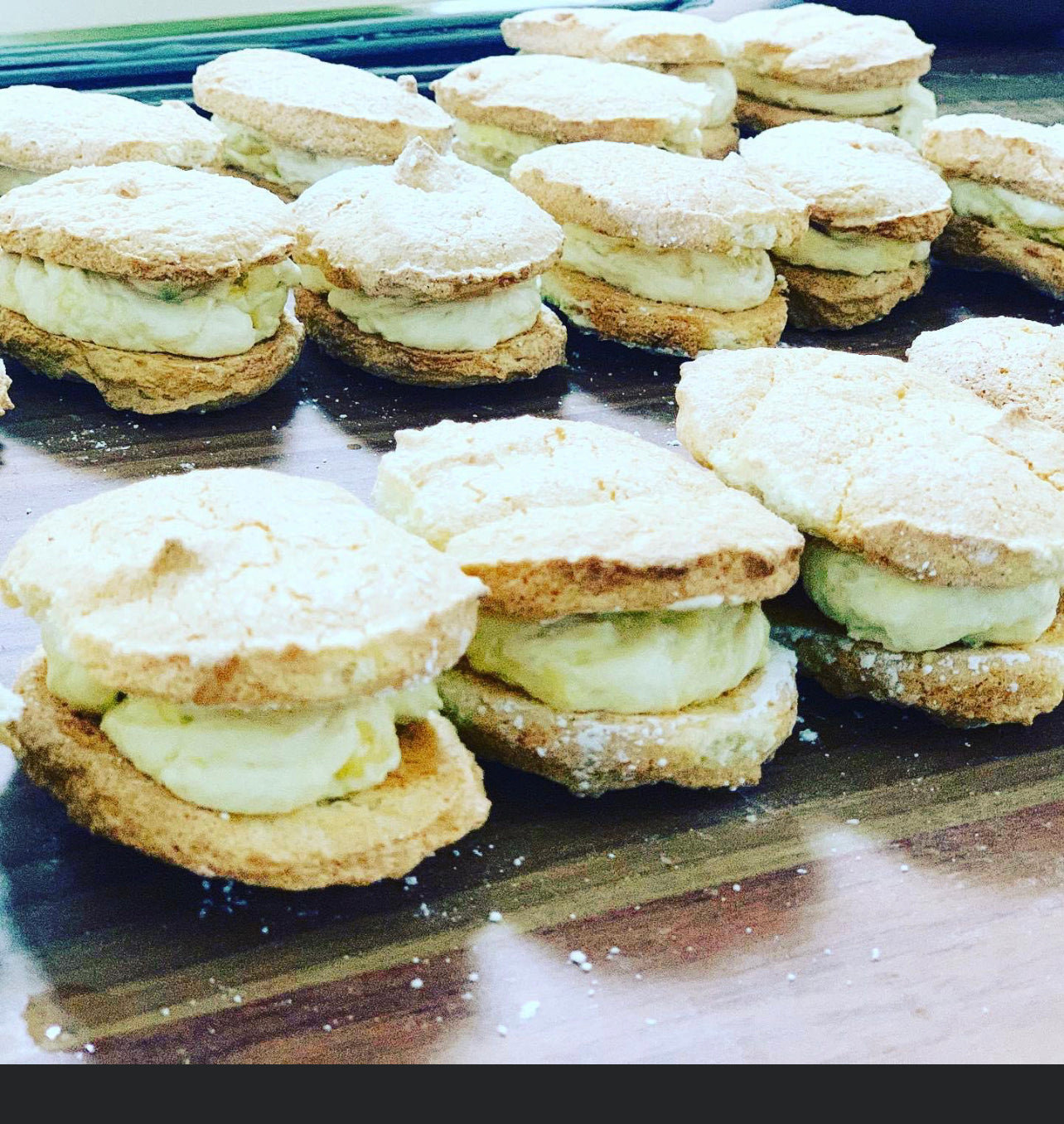 Learn: Dacquoise buttercream filling