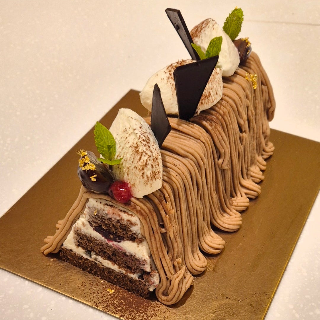 CHESTNUT 🌰 MONT BLANC LOG CAKE