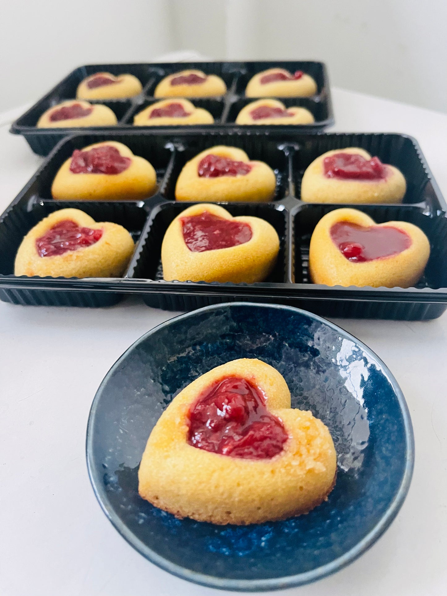 Teacher's Day Heart Financier 8 Box