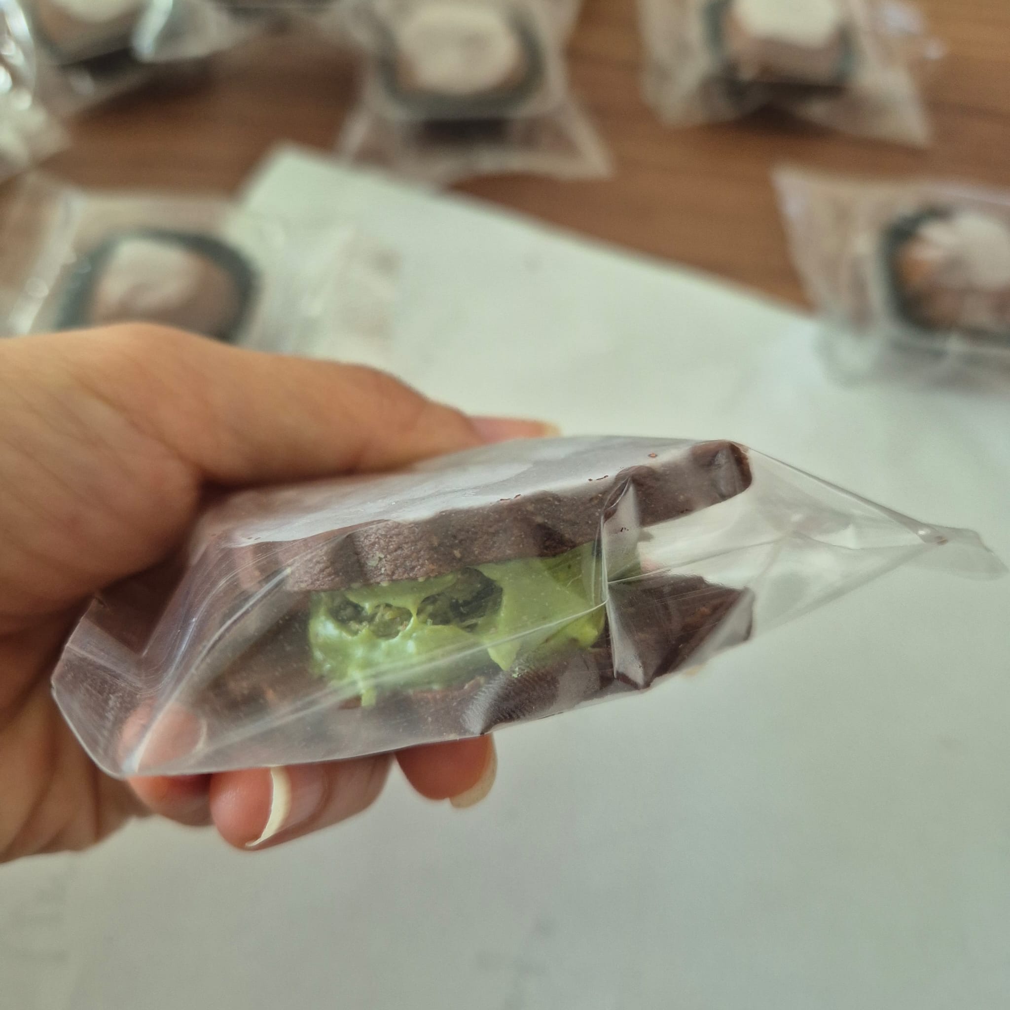 Chocolate Pistachio Kanufa SABLE (2pcs)