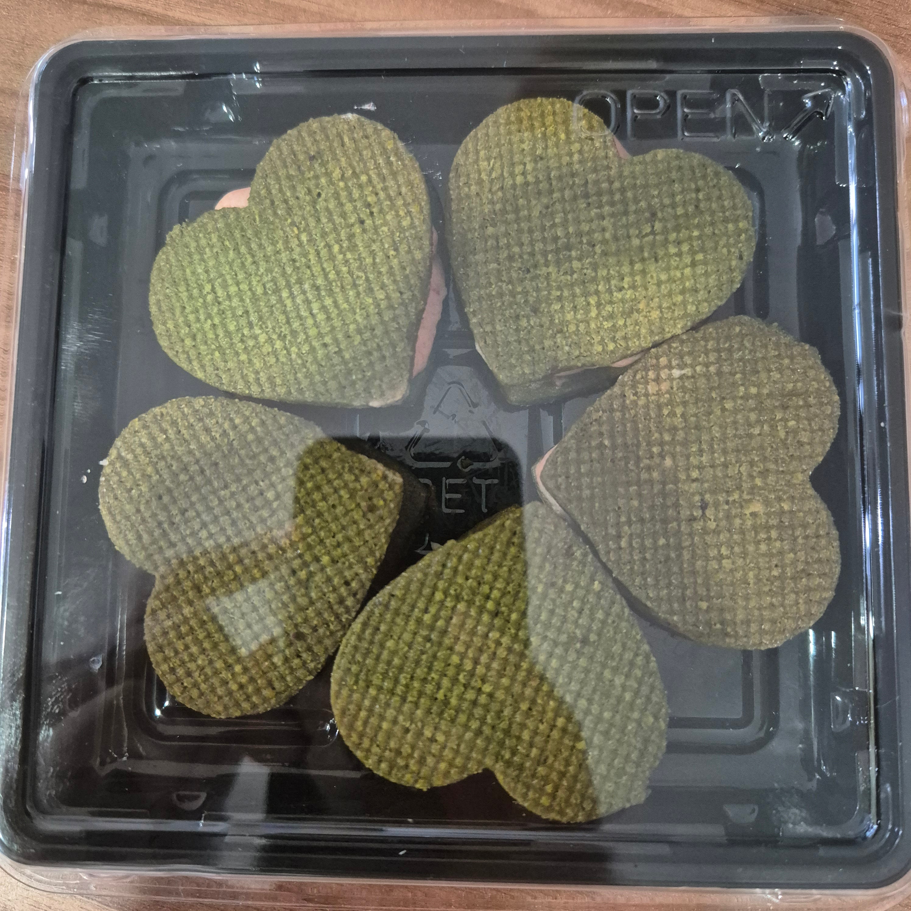 CLOVER MATCHA BERRIES