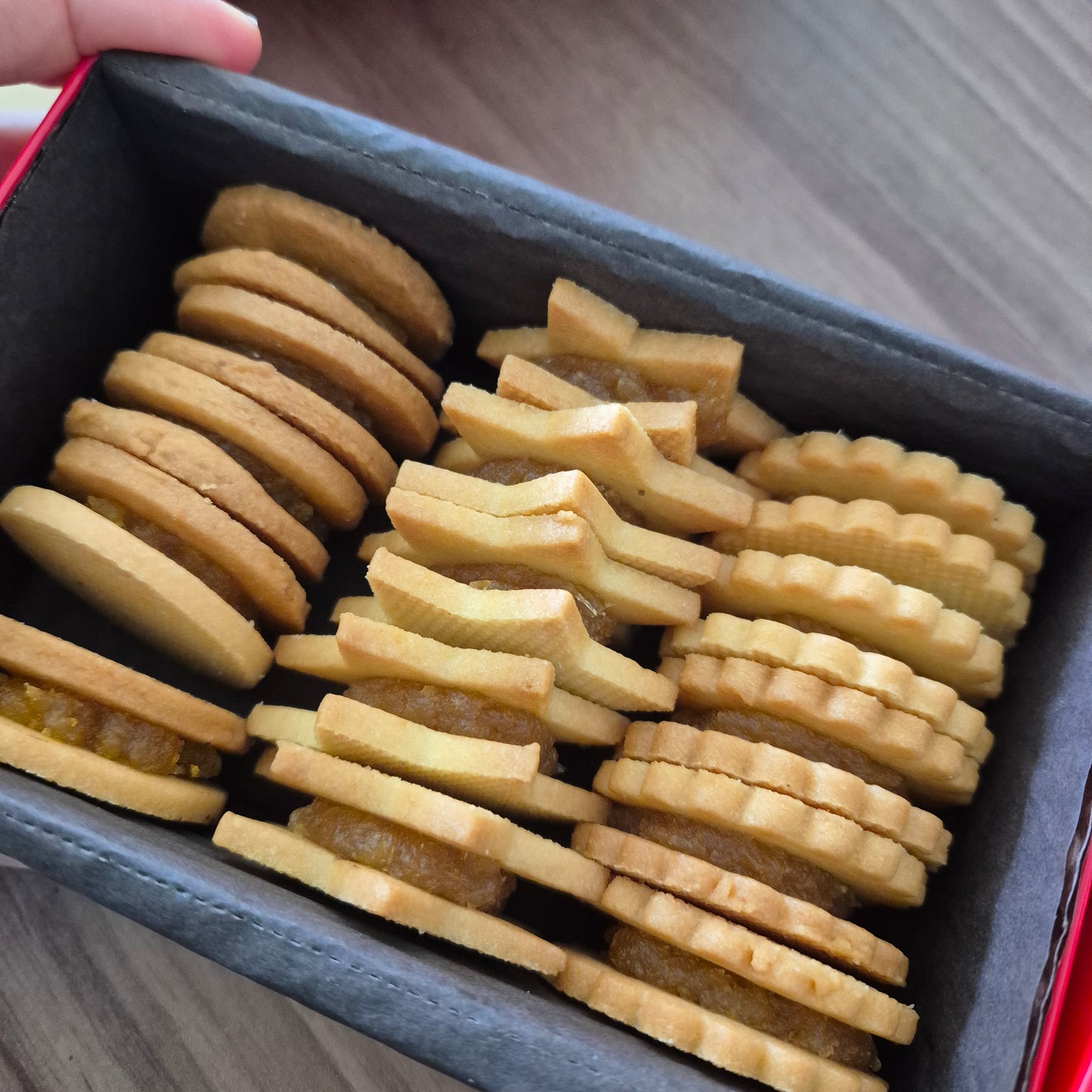 PINEAPPLE BUTTERSAND (15sandwich)